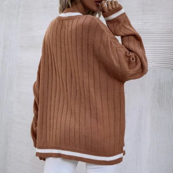 CHIC DOLLZ Contrast Trim Drop Shoulder Swe… - Picture 3 of 6